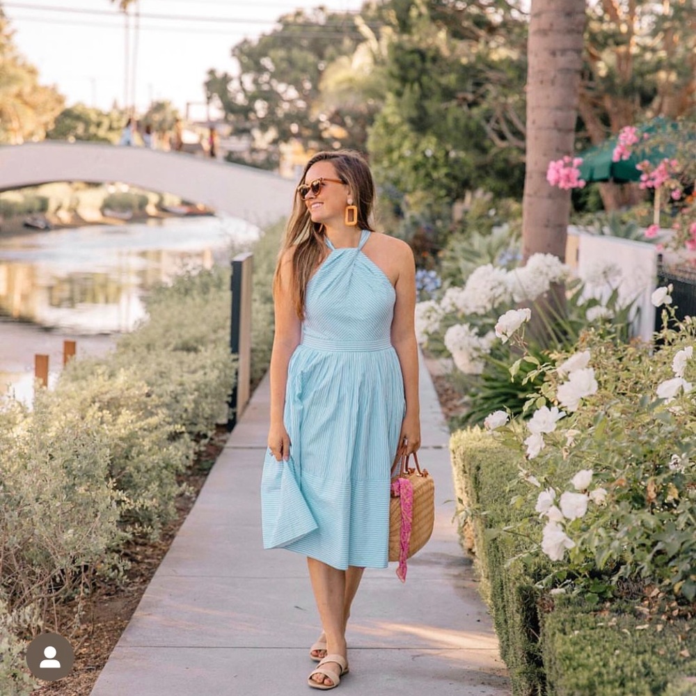 Gal Meets Glam Light Blue Midi Dress